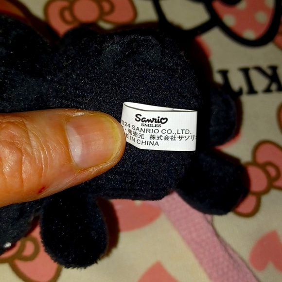 Bows and Hearts 💕 Hello Kitty Shoulder Tote - Picture 5 of 11